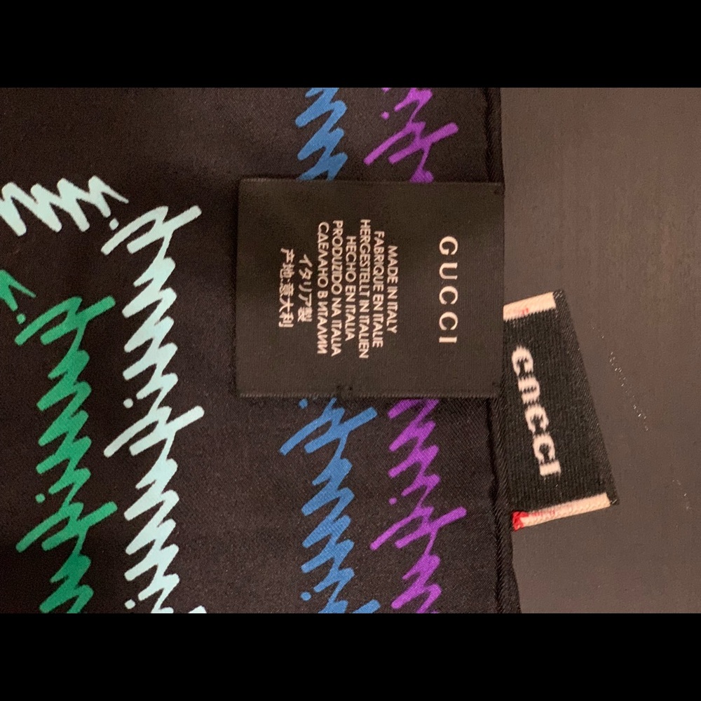 Gucci scarf - Picture 3 of 4